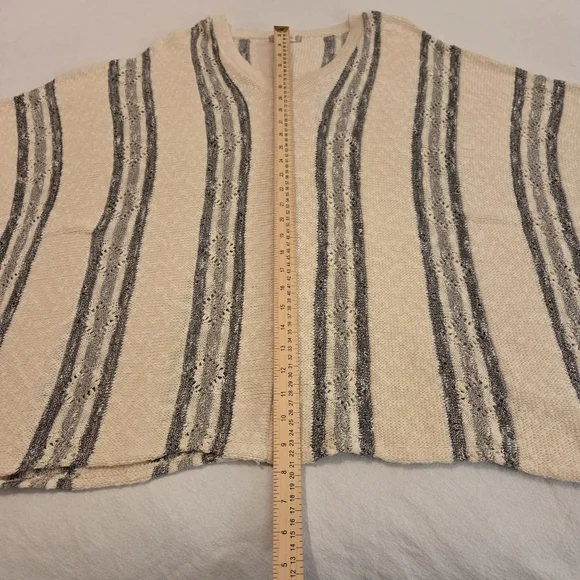 ALTAR'D STATE Cream Boho Western Striped Fringed Knit Vneck Shawl Poncho SZ S/M - Picture 7 of 9
